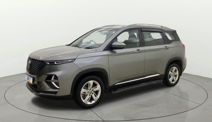 2022 MG HECTOR PLUS SUPER 1.5 PETROL TURBO HYBRID MT 7-STR, Petrol, Manual, 22,736 km, Left Front Diagonal