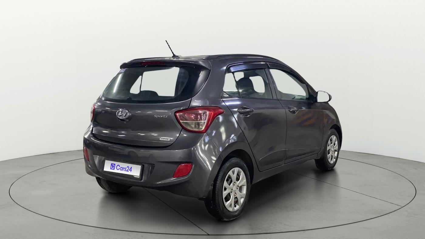 2016 Hyundai Grand i10 SPORTZ 1.1 CRDI, Diesel, Manual, 54,300 km, Right Back Diagonal