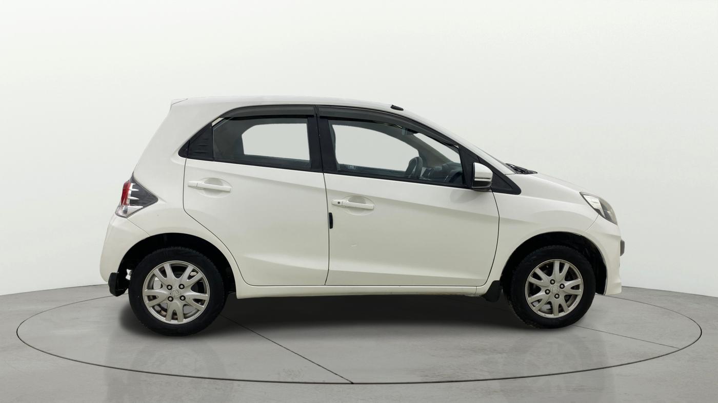 2015 Honda Brio VX AT, Petrol, Automatic, 83,307 km, Right Side View