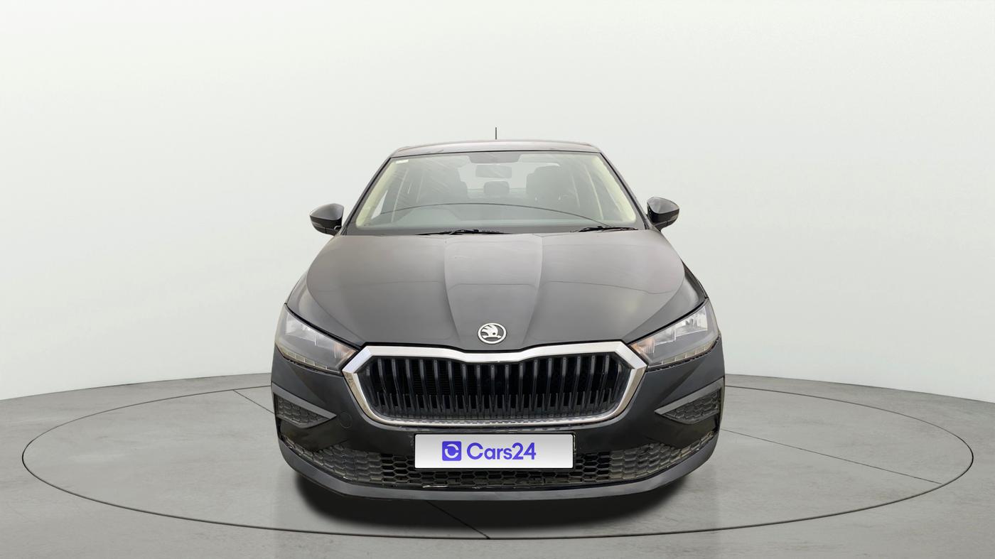 2022 Skoda SLAVIA ACTIVE 1.0L TSI MT, Petrol, Manual, 59,236 km, Front