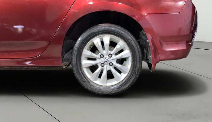 2012 Honda City 1.5L I-VTEC V MT SUNROOF, Petrol, Manual, 1,11,752 km, Left Rear Wheel
