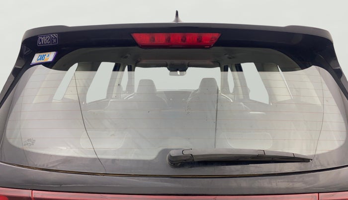 2022 KIA CARENS PRESTIGE PLUS 1.4 PETROL 7 STR, Petrol, Manual, 37,844 km, Rear Windshield