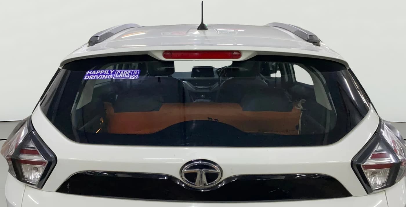2022 Tata NEXON XM DIESEL, Diesel, Manual, 92,367 km, Rear Windshield