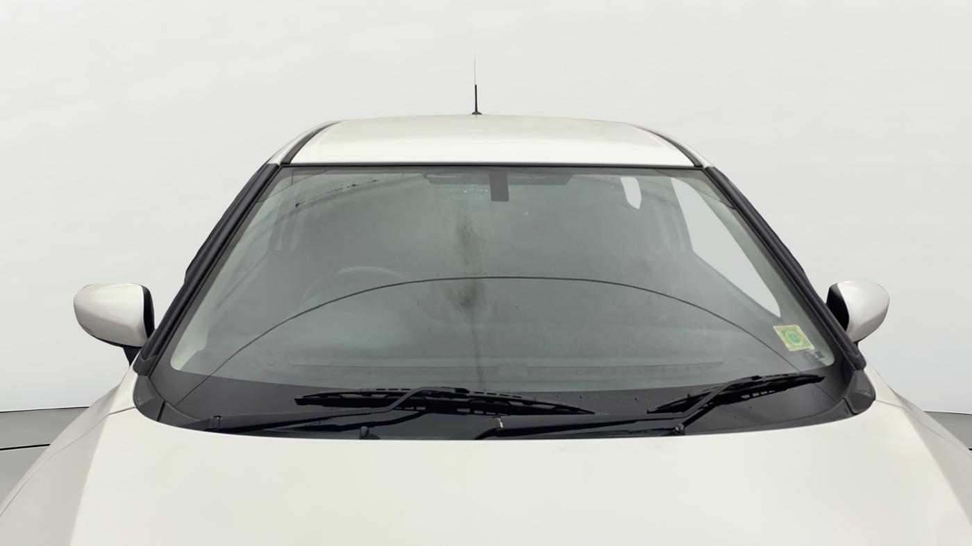 2017 Maruti Baleno ZETA PETROL 1.2, Petrol, Manual, 1,13,433 km, Front Windshield