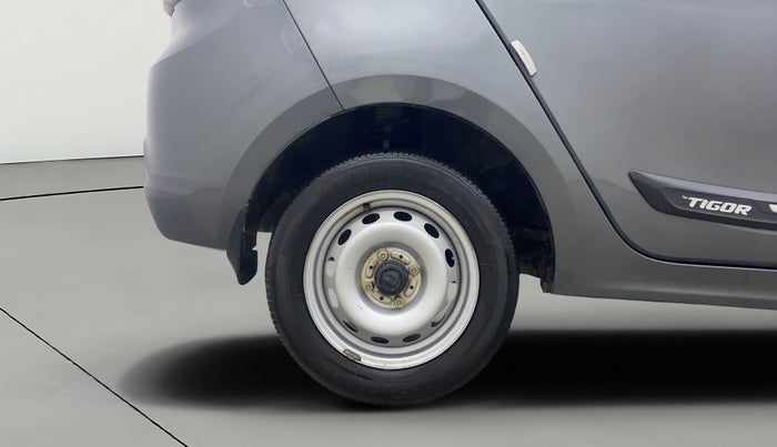 2022 Tata TIGOR XE PETROL, Petrol, Manual, 30,543 km, Right Rear Wheel