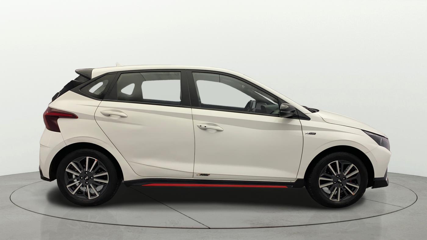 2021 Hyundai NEW I20 N LINE N8 1.0 TURBO GDI IMT DUAL TONE, Petrol, Manual, 33,856 km, Right Side View