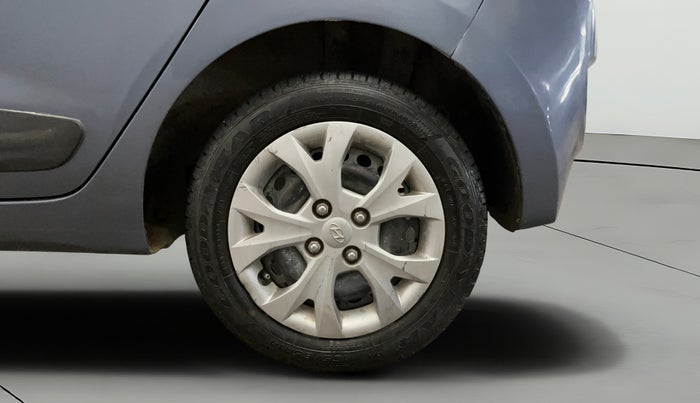 2014 Hyundai Grand i10 SPORTZ AT 1.2 KAPPA VTVT, Petrol, Automatic, 47,800 km, Left Rear Wheel