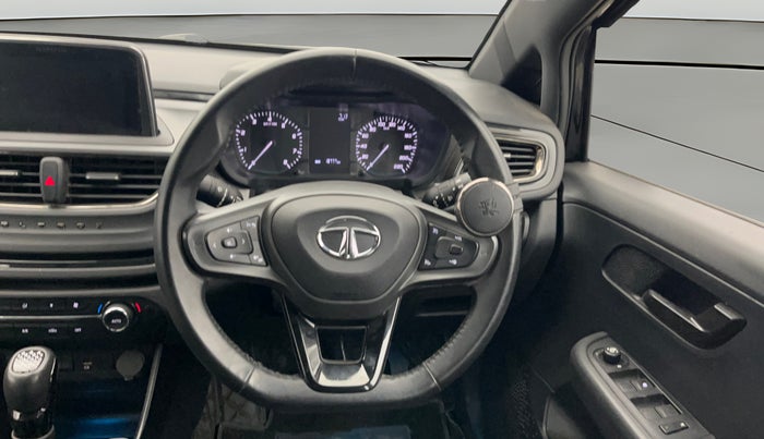 2022 Tata ALTROZ XTA DARK EDTION, Petrol, Automatic, 18,731 km, Steering Wheel Close Up