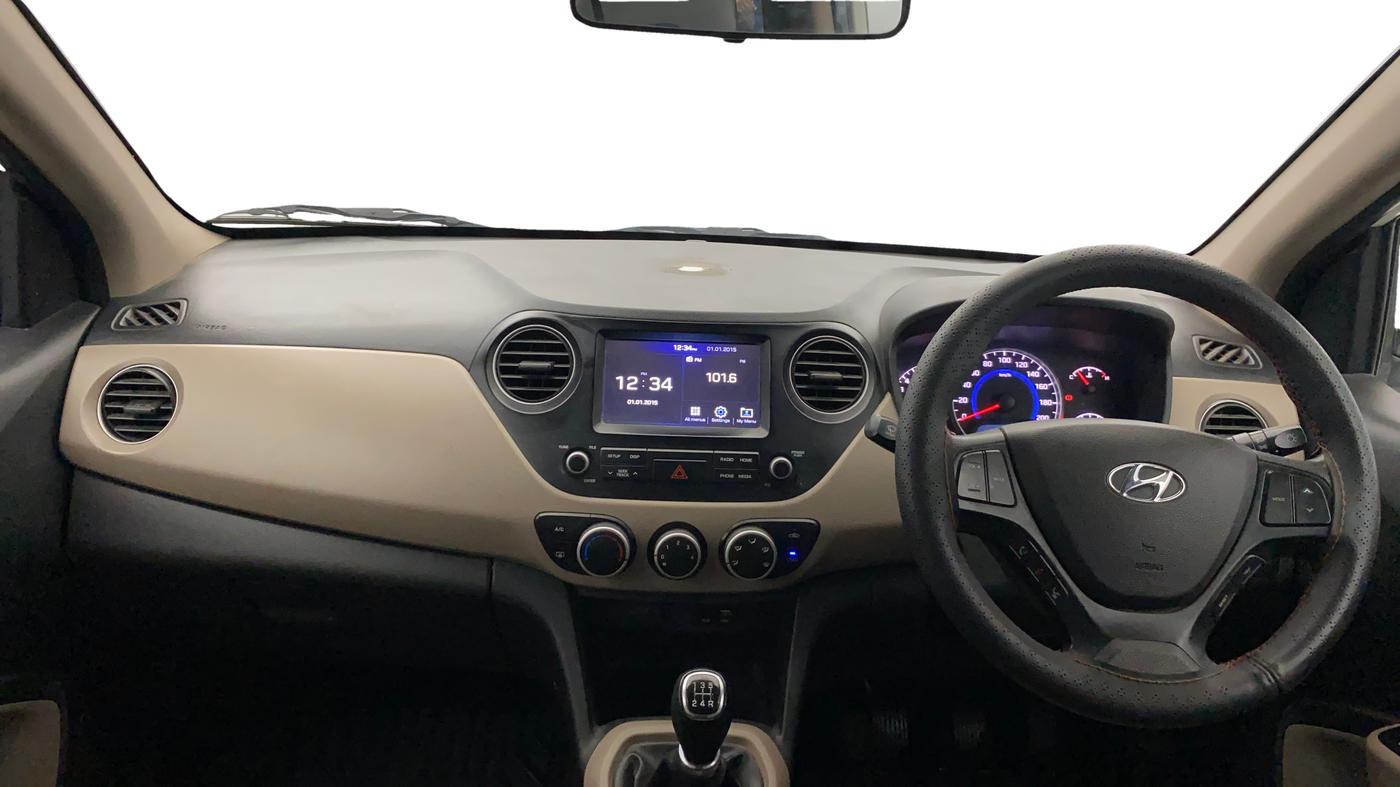 2018 Hyundai Grand i10 SPORTZ 1.2 KAPPA VTVT, Petrol, Manual, 77,436 km, Dashboard