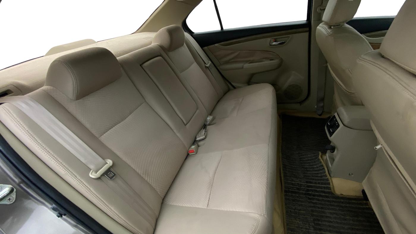 2018 Maruti Ciaz SIGMA 1.5 SHVS MT  PETROL, Petrol, Manual, 66,620 km, Right Side Rear Door Cabin