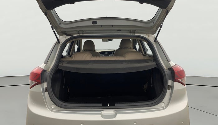 2016 Hyundai Elite i20 SPORTZ 1.2, Petrol, Manual, 49,189 km, Boot Open Zoomed View