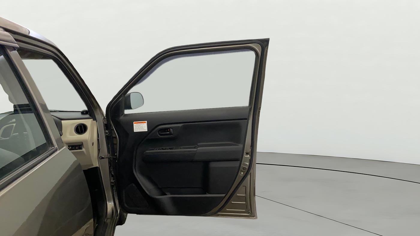2020 Maruti New Wagon-R LXI CNG 1.0, CNG, Manual, 56,399 km, RHS Front Door
