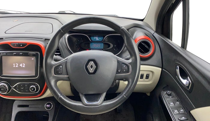 2017 Renault Captur RXT DIESEL, Diesel, Manual, 67,726 km, Steering Wheel Close Up