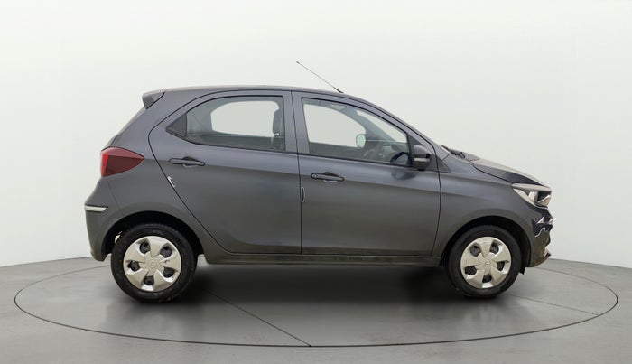 2023 Tata Tiago XT (O) PETROL, Petrol, Manual, 26,187 km, Right Side View