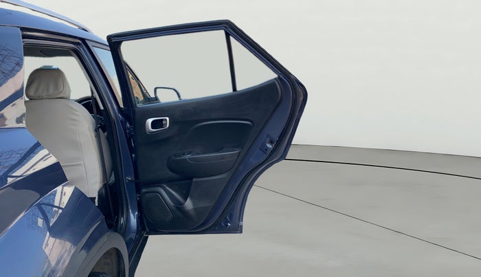 2020 Hyundai VENUE SX 1.0 TURBO, Petrol, Manual, 32,411 km, RHS Rear Door