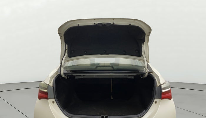 2018 Toyota Corolla Altis VL CVT PETROL, Petrol, Automatic, 97,142 km, Boot Door Open