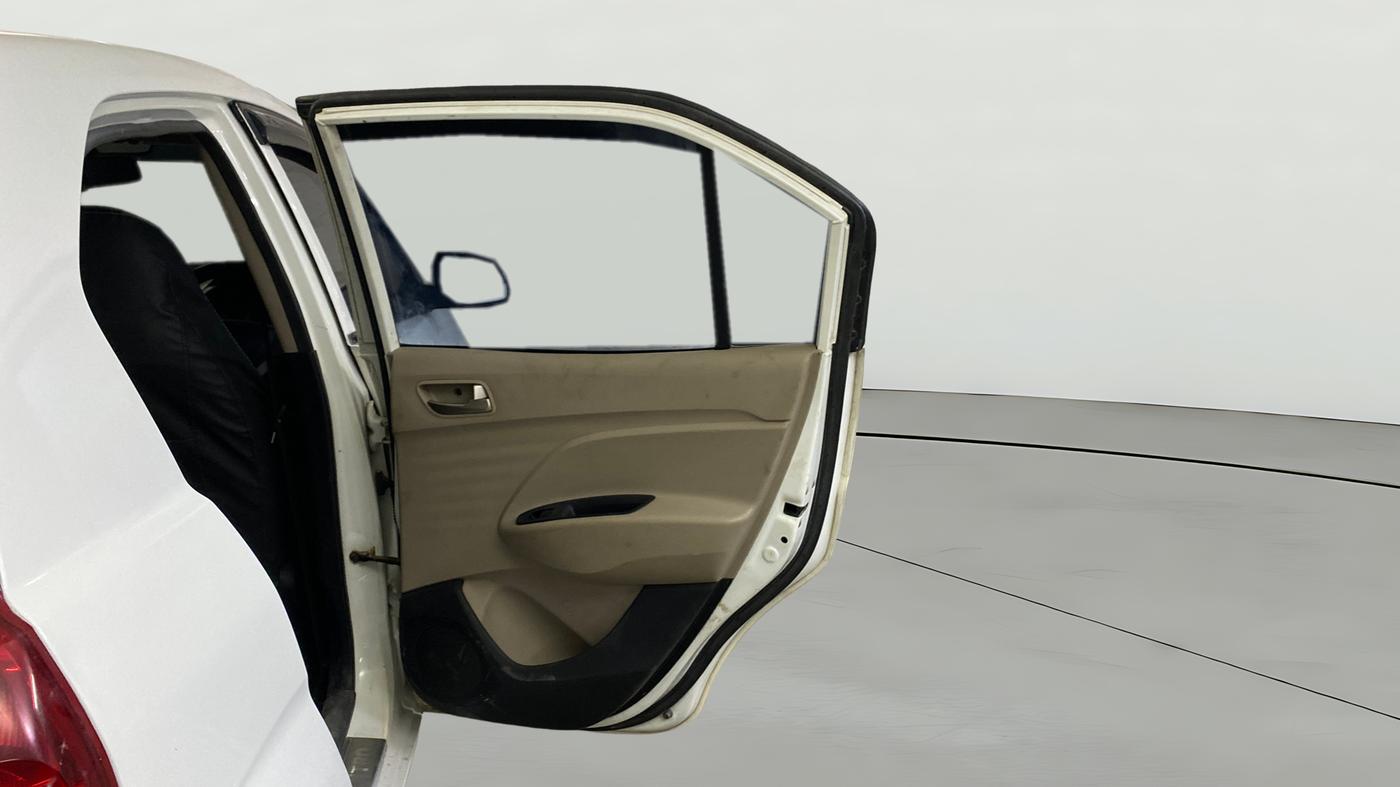 2018 Hyundai NEW SANTRO MAGNA CNG, CNG, Manual, 49,363 km, RHS Rear Door