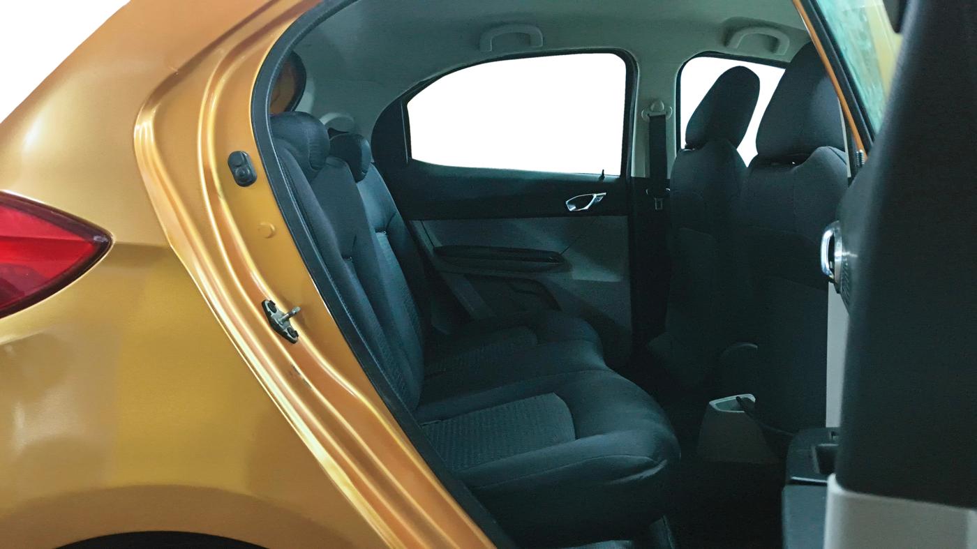 2016 Tata Tiago XZ PETROL, Petrol, Manual, 80,806 km, Right Side Rear Door Cabin