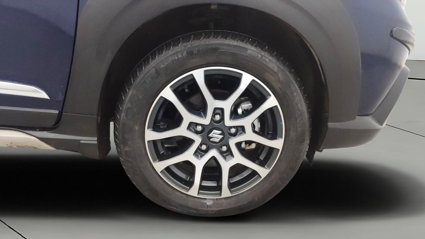 2022 Maruti XL6 ZETA MT, Petrol, Manual, 18,459 km, Right Front Wheel