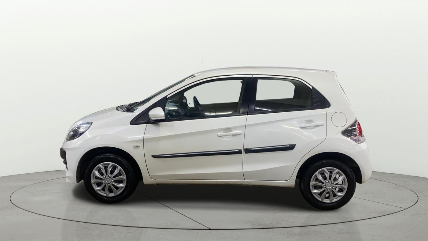 2015 Honda Brio S MT, Petrol, Manual, 26,326 km, Left Side