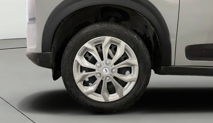 2024 Tata NEXON PURE 1.2 PETROL, CNG, Manual, 20,829 km, Left Front Wheel