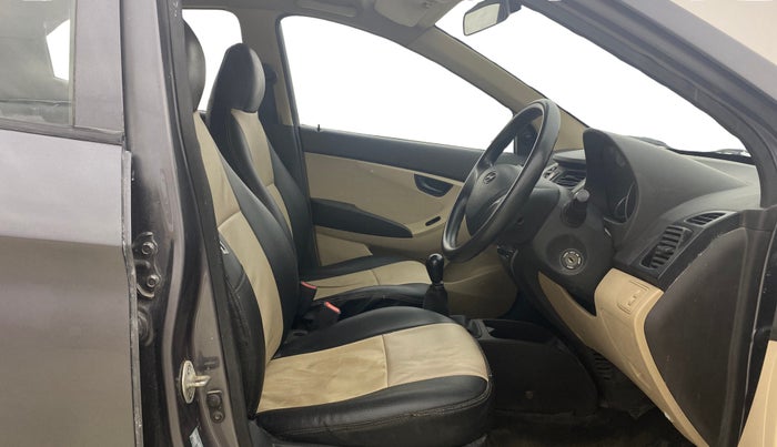2016 Hyundai Eon MAGNA +, Petrol, Manual, 69,870 km, Right Side Front Door Cabin