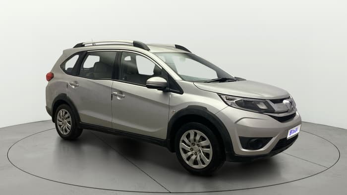 2016 Honda BR-V 1.5L I-VTEC S, Petrol, Manual, 67,688 km, Right Front Diagonal