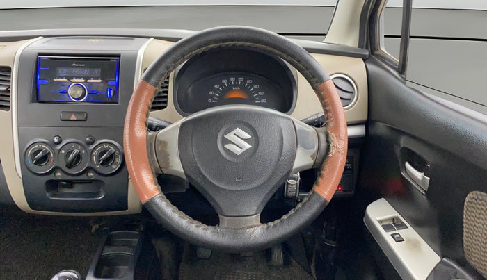 2016 Maruti Wagon R 1.0 LXI CNG, CNG, Manual, 50,346 km, Steering Wheel Close Up