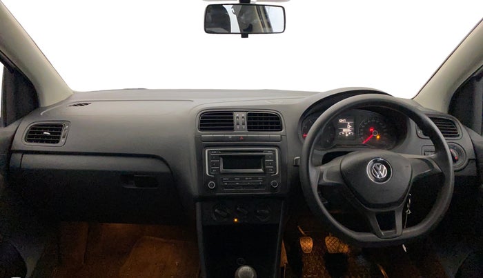 2016 Volkswagen Polo COMFORTLINE 1.2L, Petrol, Manual, 88,927 km, Dashboard