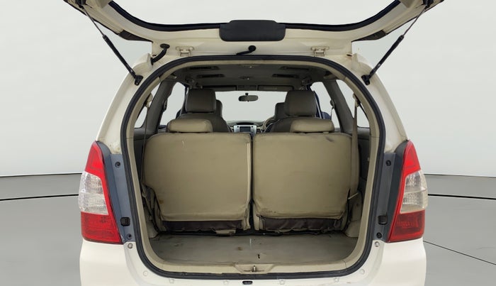 2014 Toyota Innova 2.5 ZX 7 STR, Diesel, Manual, 1,70,000 km, Boot Open Zoomed View