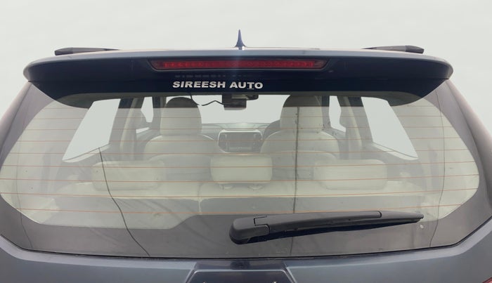 2023 Mahindra XUV300 W8 (O) 1.5 DIESEL, Diesel, Manual, 68,434 km, Rear Windshield