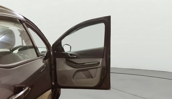 2021 Tata Tiago XZ PLUS PETROL, Petrol, Manual, 56,747 km, RHS Front Door
