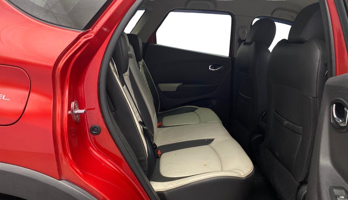 2018 Renault Captur PLATINE DIESEL DUAL TONE, Diesel, Manual, 1,03,432 km, Right Side Rear Door Cabin