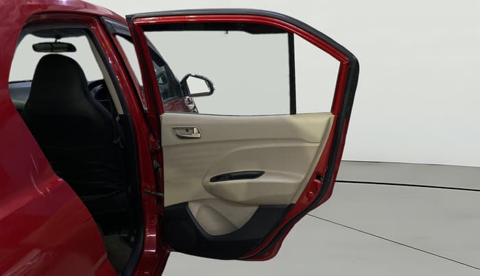 2018 Hyundai NEW SANTRO SPORTZ CNG, CNG, Manual, 68,127 km, RHS Rear Door