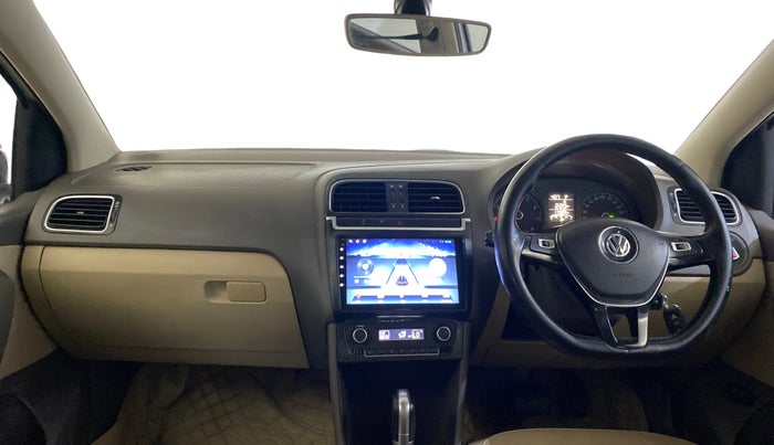 2016 Volkswagen Vento HIGHLINE PETROL AT, Petrol, Automatic, 1,14,318 km, Dashboard