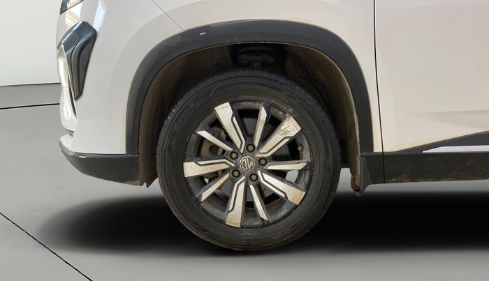 2020 MG HECTOR PLUS SMART 2.0 DIESEL TURBO MT 6-STR, Diesel, Manual, 1,42,262 km, Left Front Wheel