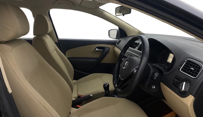 2015 Volkswagen Polo HIGHLINE1.2L, Petrol, Manual, 20,755 km, Right Side Front Door Cabin