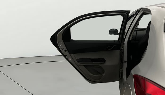 2017 Tata Tiago XT PETROL, Petrol, Manual, 40,086 km, LHS Rear Door