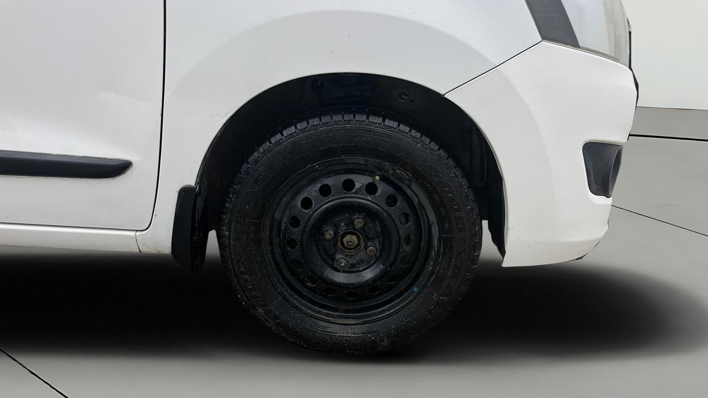 2014 Maruti Wagon R 1.0 VXI, Petrol, Manual, 92,229 km, Right Front Wheel