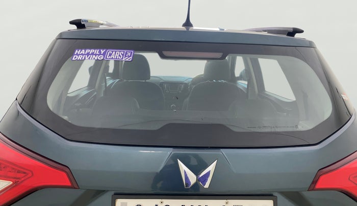 2023 Mahindra XUV300 W6 1.2 PETROL AMT, Petrol, Automatic, 27,860 km, Rear Windshield