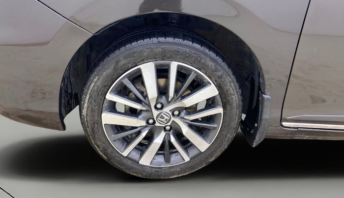 2021 Honda City 1.5L I-VTEC ZX, Petrol, Manual, 1,19,926 km, Left Front Wheel