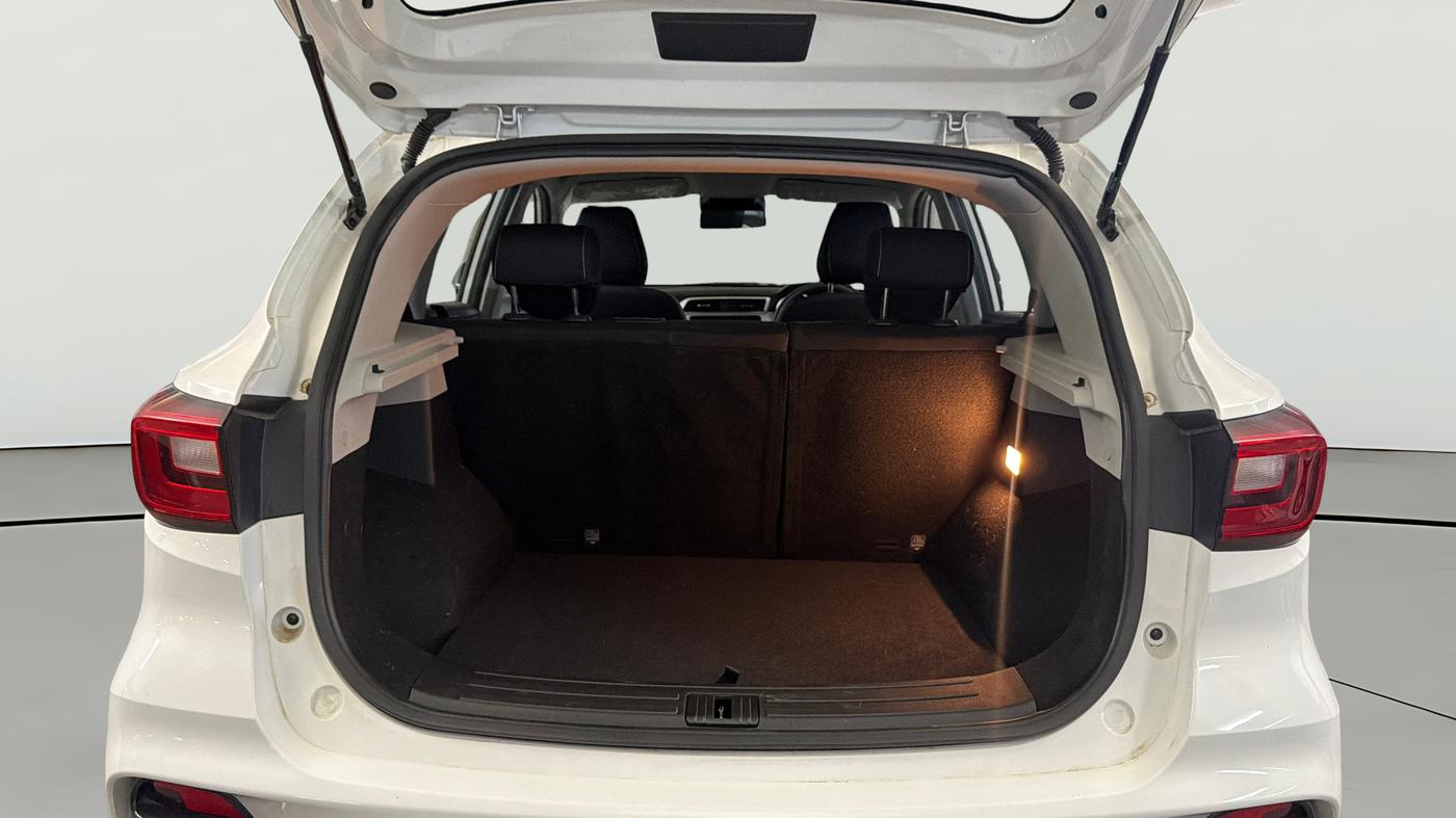 2025 MG ASTOR Sprint 1.5 MT (Ivory), Petrol, Manual, 7,439 km, Boot Open Zoomed View