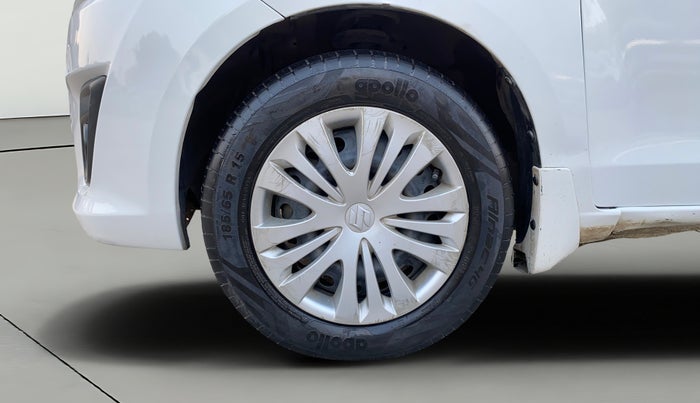 2015 Maruti Ertiga VDI, Diesel, Manual, 74,673 km, Left Front Wheel