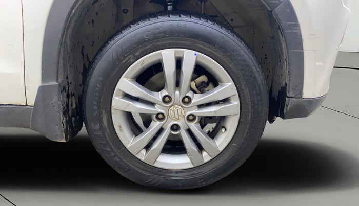 2016 Maruti Vitara Brezza ZDI, Diesel, Manual, 96,833 km, Right Front Wheel