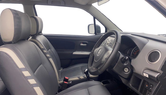 2012 Maruti Wagon R 1.0 VXI, Petrol, Manual, 47,638 km, Right Side Front Door Cabin