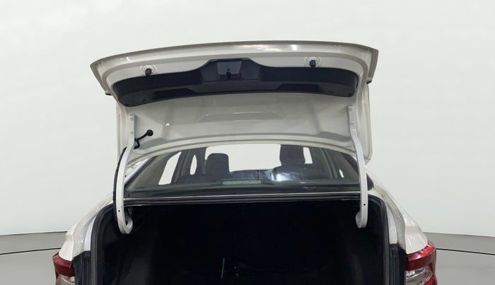 2022 Skoda SLAVIA AMBITION 1.0L TSI MT, Petrol, Manual, 34,754 km, Boot Door Open