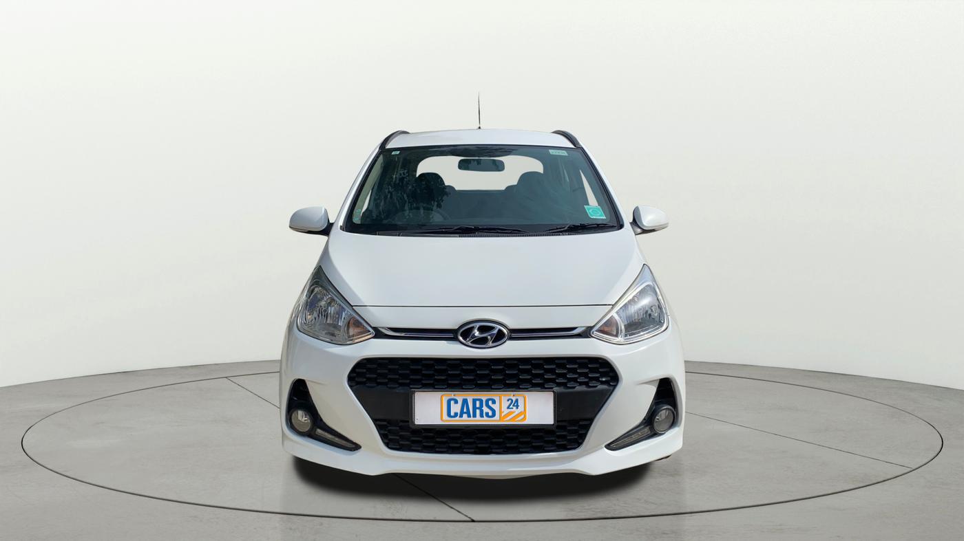 2019 Hyundai Grand i10 SPORTZ AT 1.2 KAPPA VTVT, Petrol, Automatic, 32,576 km, Front