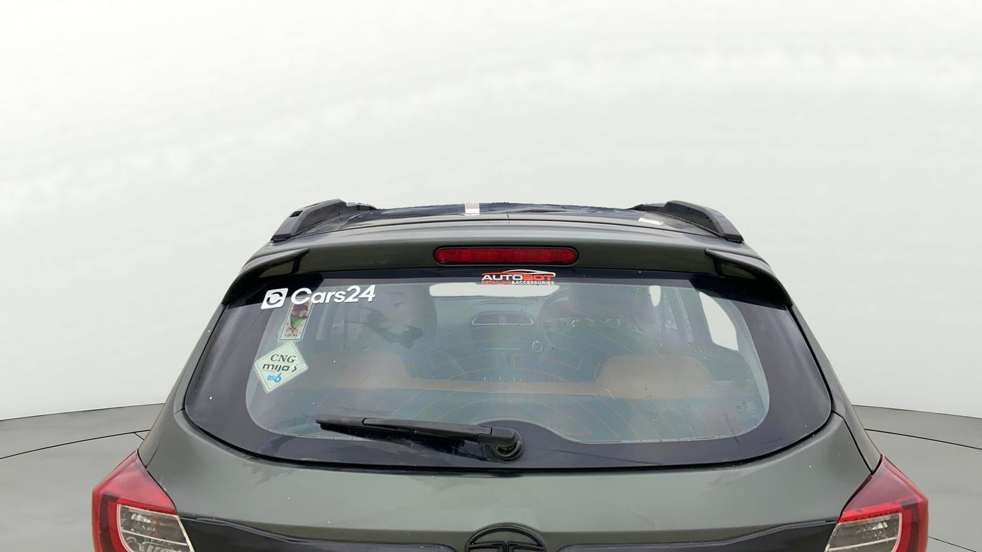 2021 Tata TIAGO NRG XZ MT, CNG, Manual, 45,857 km, Rear Windshield