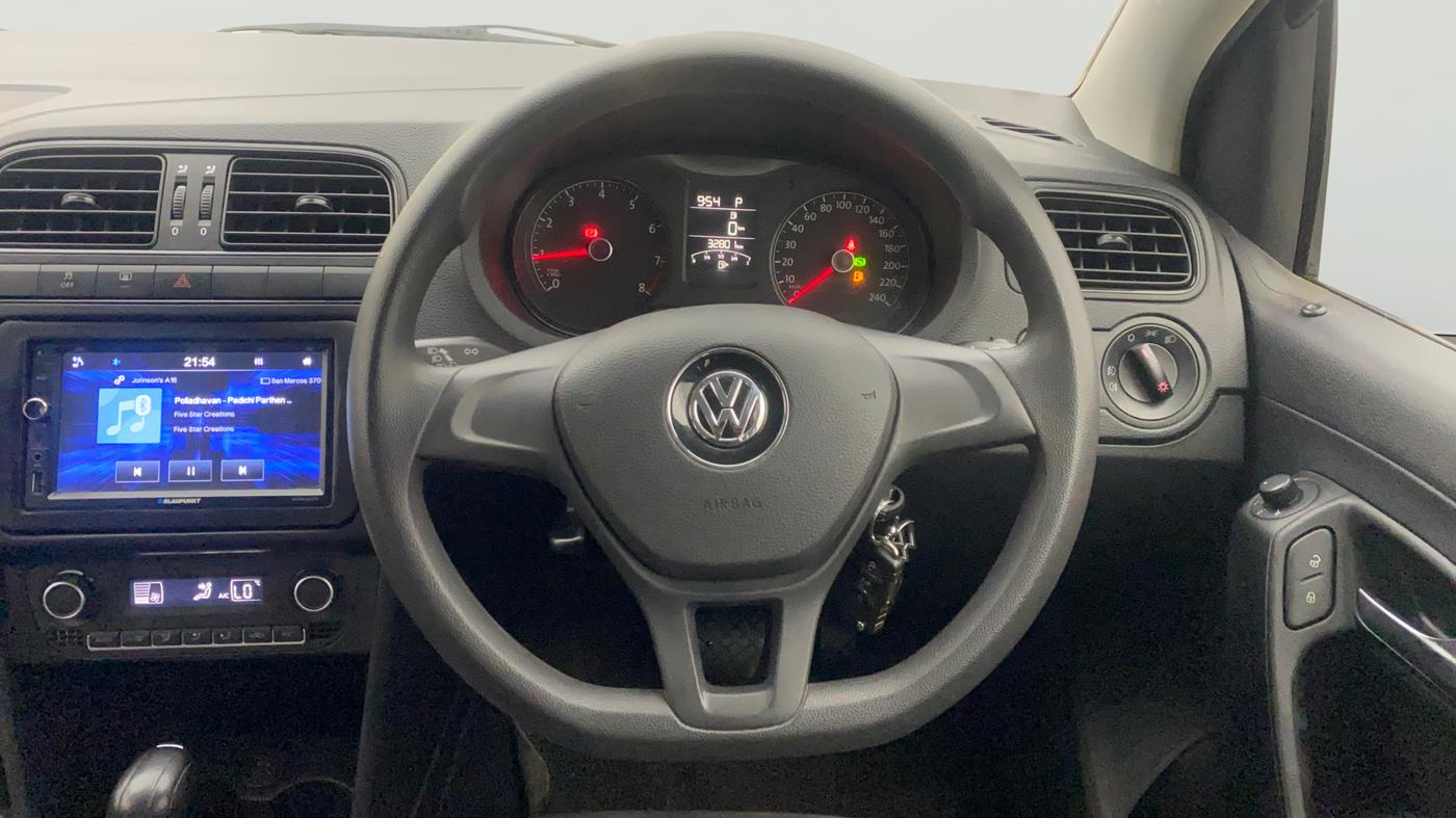 2021 Volkswagen Polo COMFORTLINE 1.0L TSI AT, Petrol, Automatic, 32,836 km, Steering Wheel Close Up