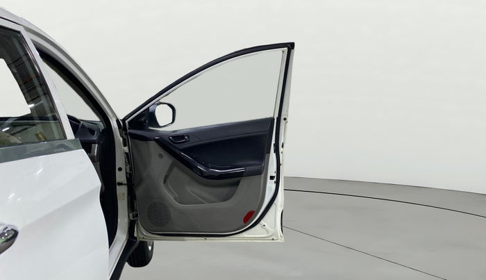 2019 Tata NEXON XM PETROL, Petrol, Manual, 49,286 km, RHS Front Door